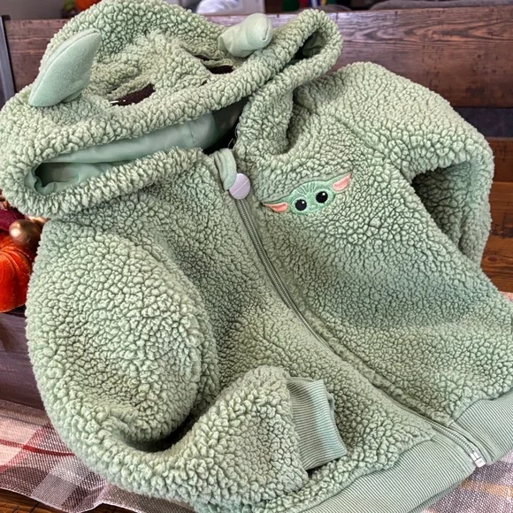 Cute Star Wars Mint Green Sherpa Jacket - Picture 1 of 3